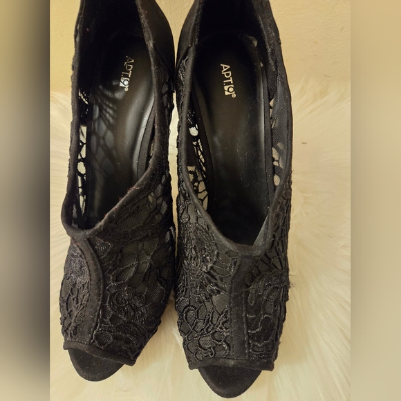Apt 9 Women's Black Heels shoes open toe Embroidery Lace  Stiletto Size 8 M - Picture 6 of 16